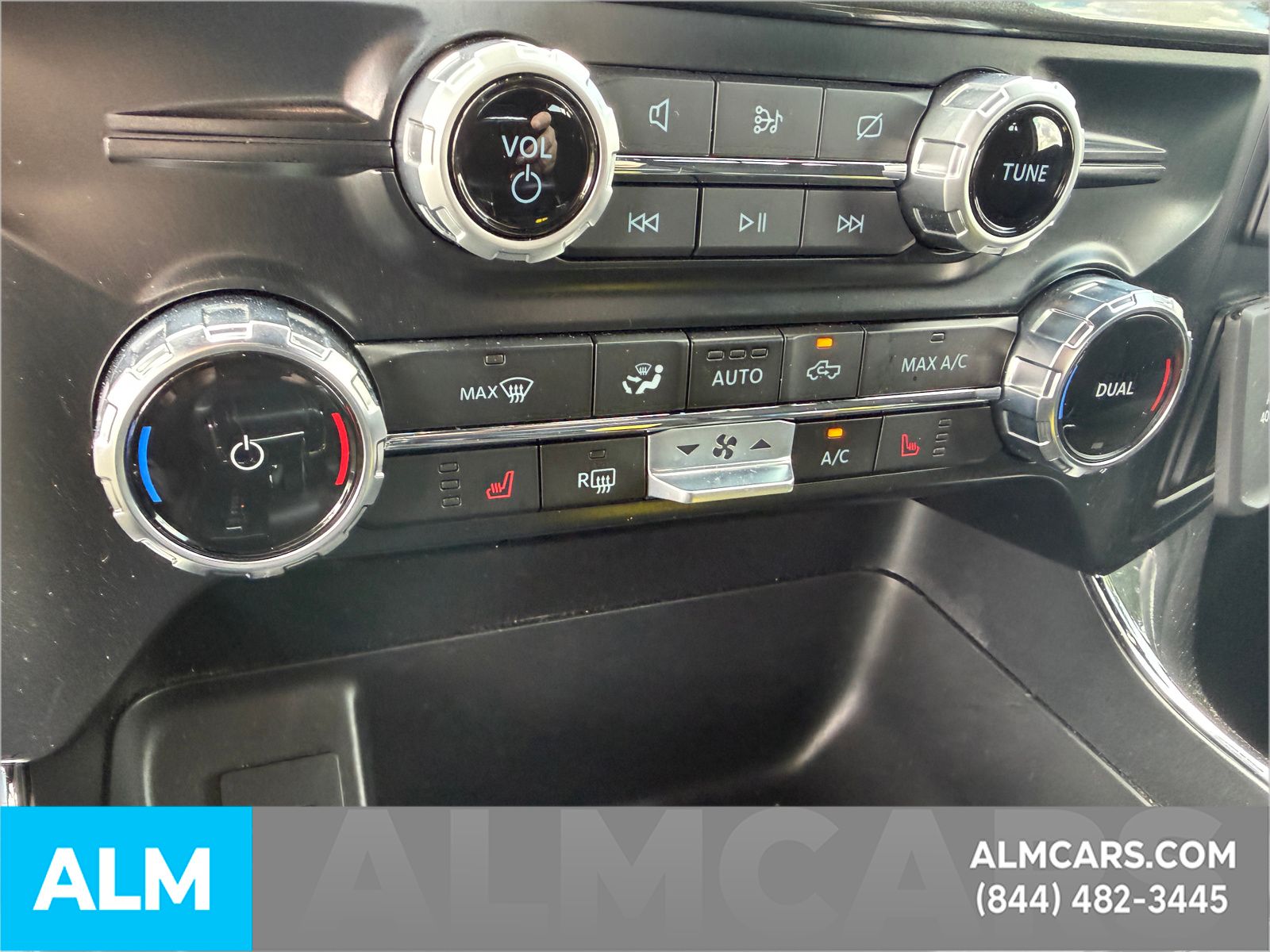 Used 2023 White Ford XLT image 22