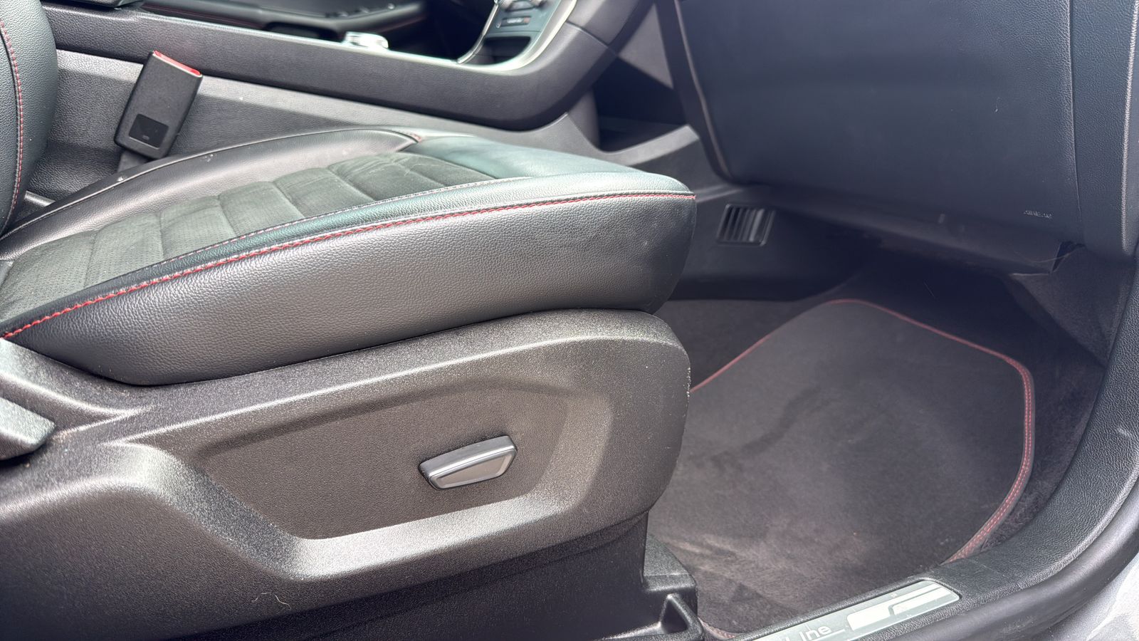 Used Car 2023 Ford Edge  St Line For Sale Under $30,000 In Austin, Texas
