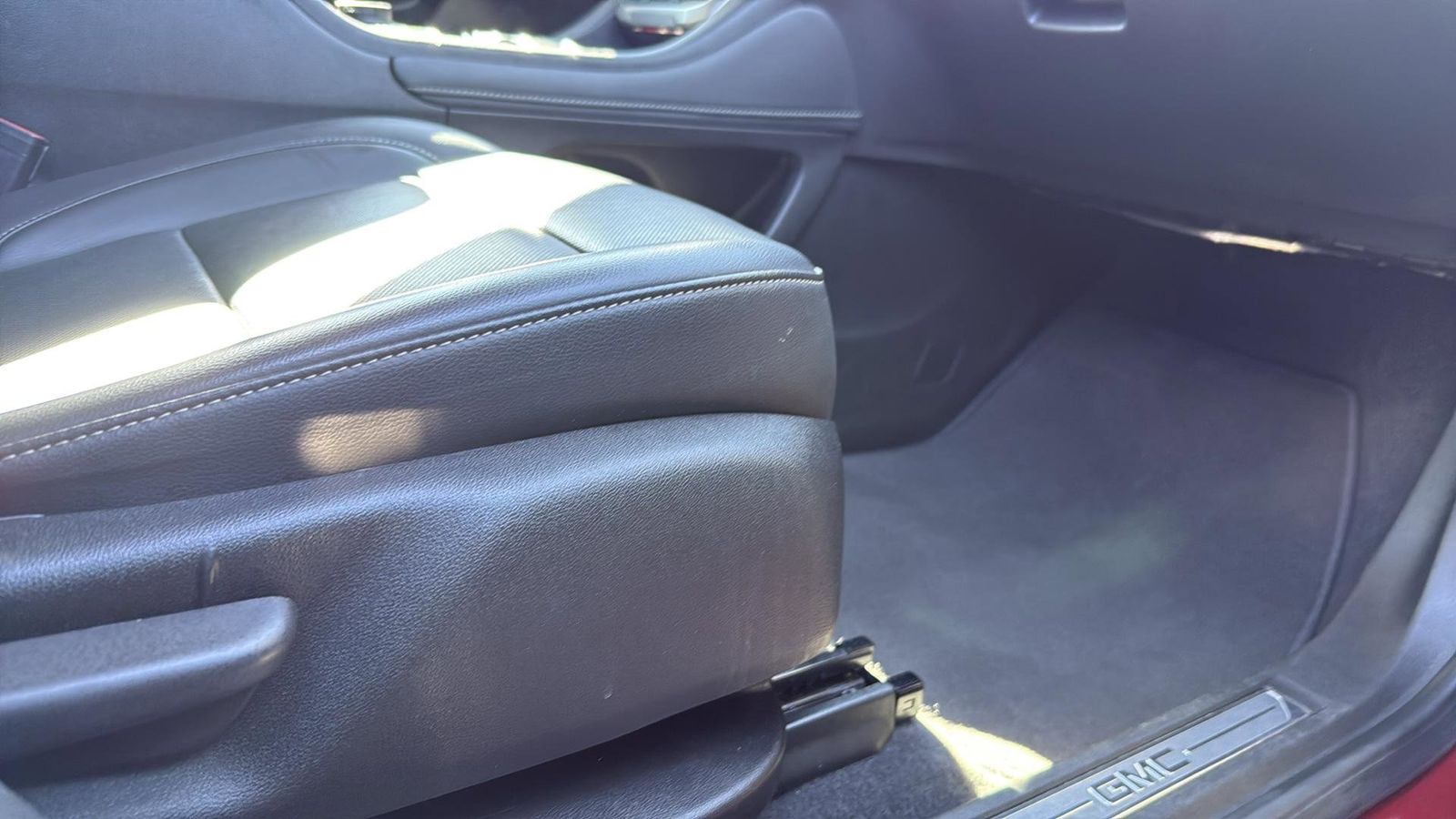 Used Car 2023 Gmc Acadia  Slt For Sale Under $25,000 In Austin, Texas