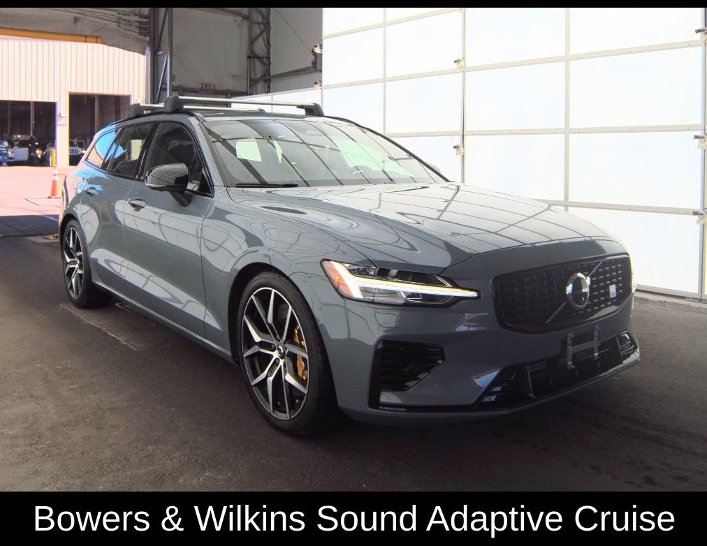 Thunder Gray Metallic 2024 Volvo V60 Hybrid Plug-in Recharge T8 Polestar Engineered eAWD Wagon All-Wheel Drive Automatic