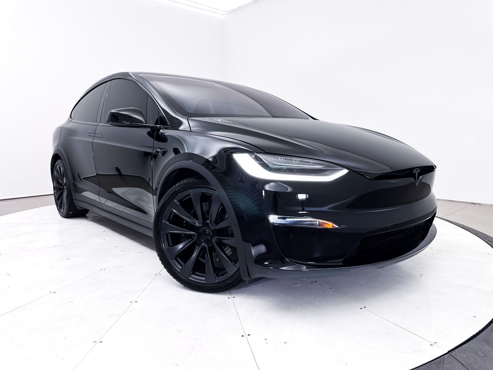 2022 Tesla Model X Plaid