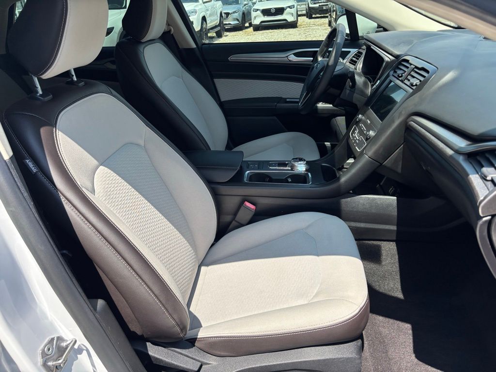 Used Car 2020 Ford Fusion  Se For Sale Under $15,000 In Austin, Texas
