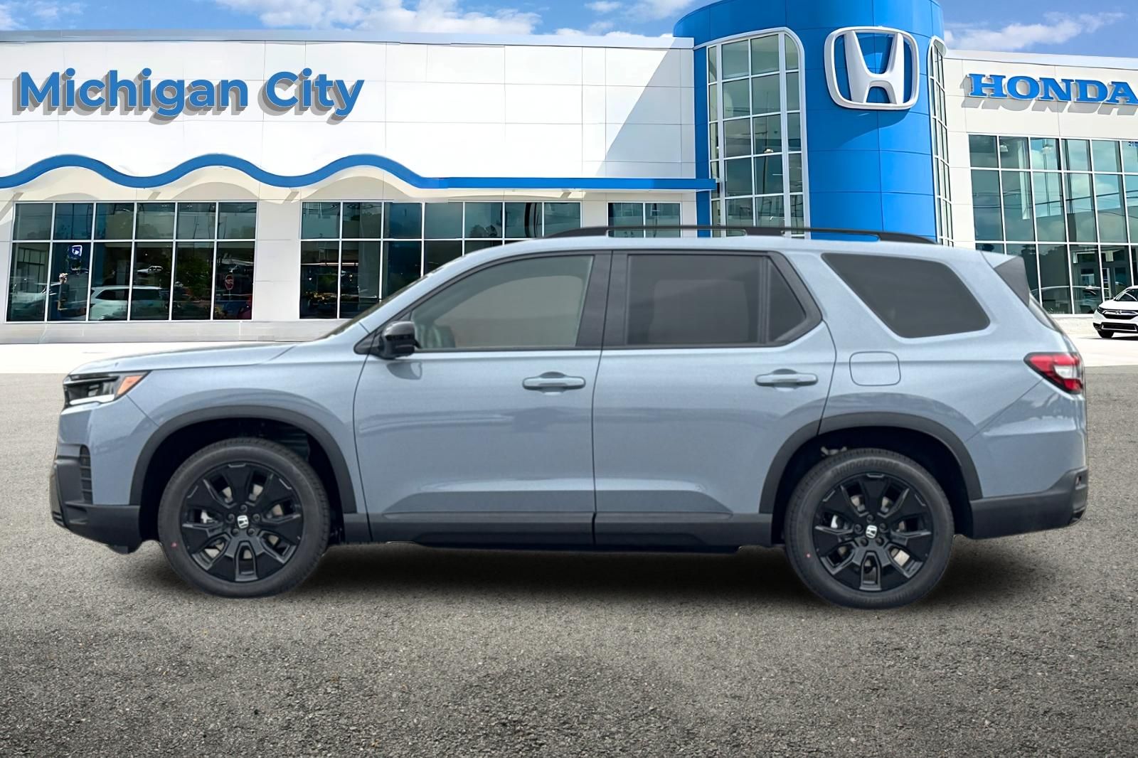 View vehicle photo 2