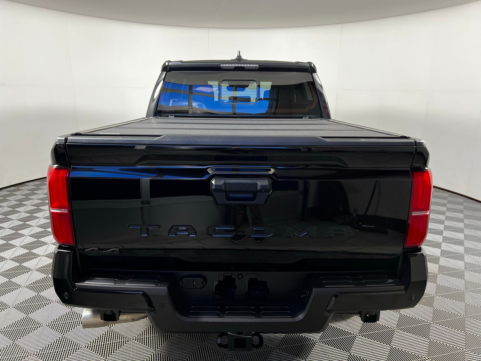 Thumbnail: 2025 Toyota Tacoma - 8