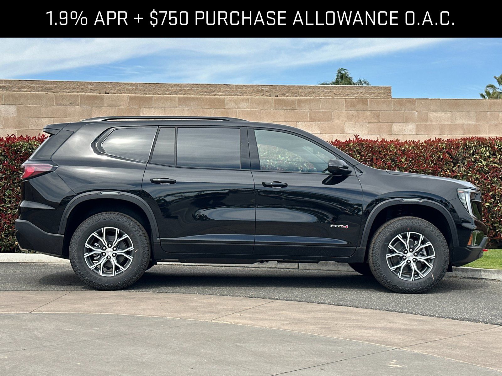 View vehicle photo 3