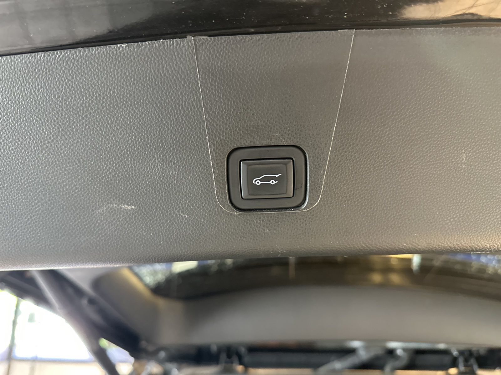 Used 2023 Mosaic Black Metallic Chevrolet LT Leather image 28