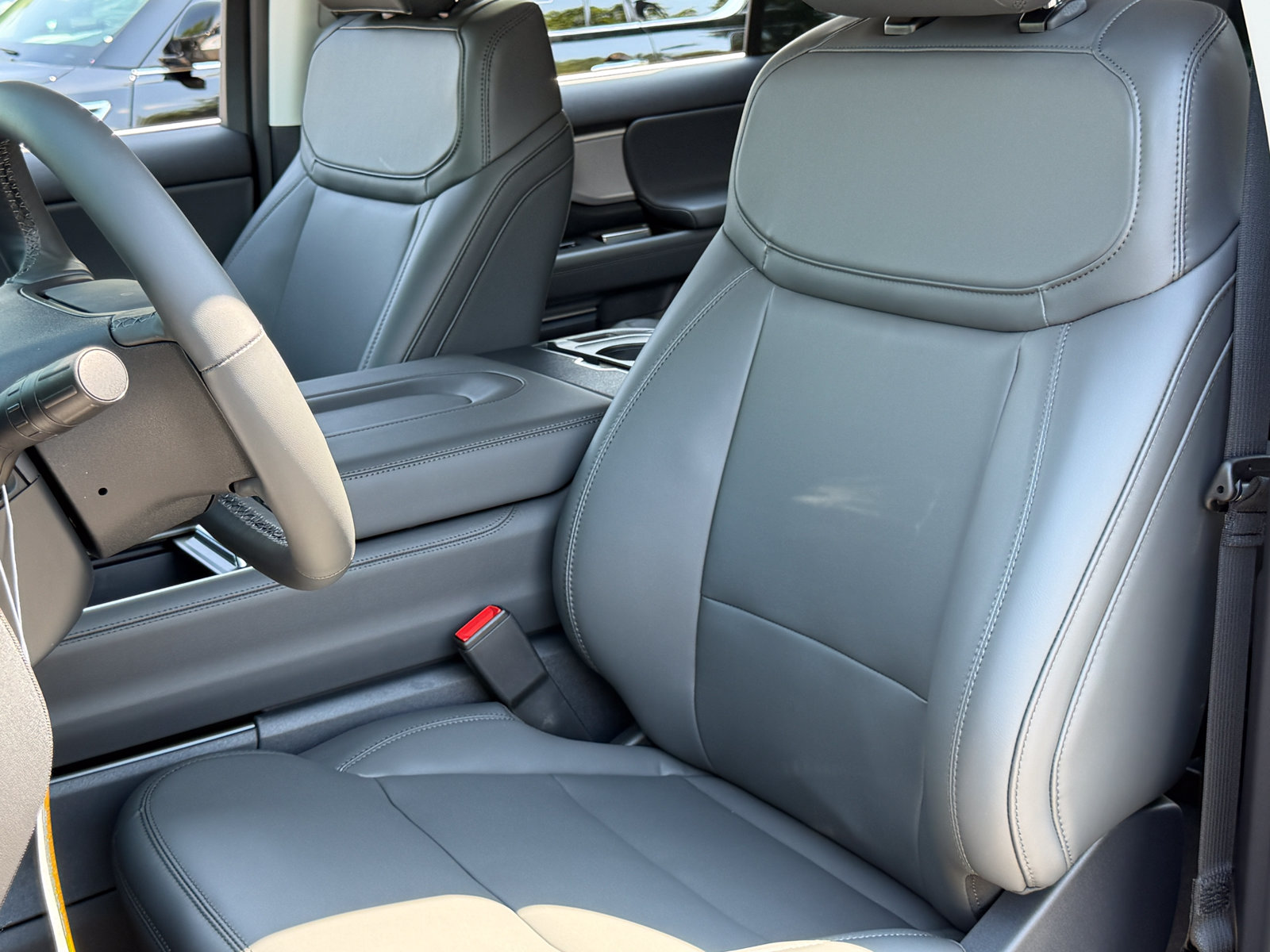 New 2027 Glacier Gray Metallic Tri-Coat Ford Active image 27