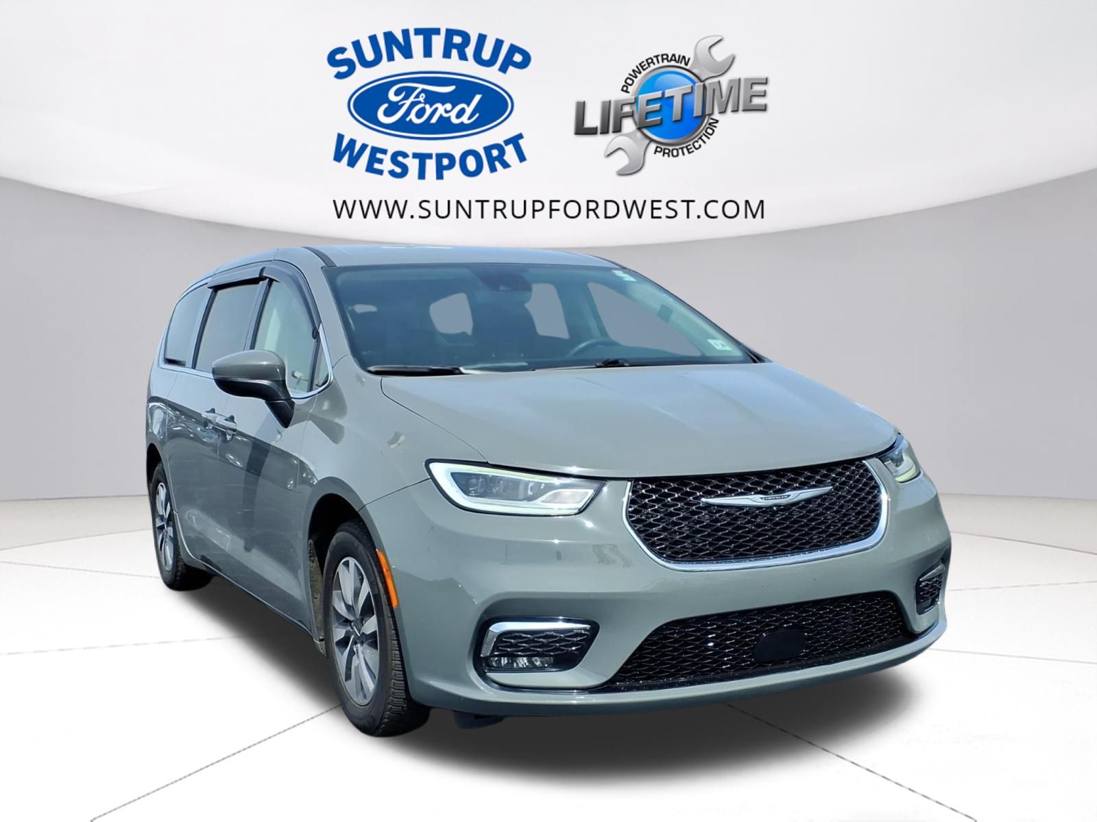 Ceramic Gray Clearcoat 2023 Chrysler Pacifica Hybrid Touring L FWD Minivan Front-Wheel Drive Continuously Variable Transmission