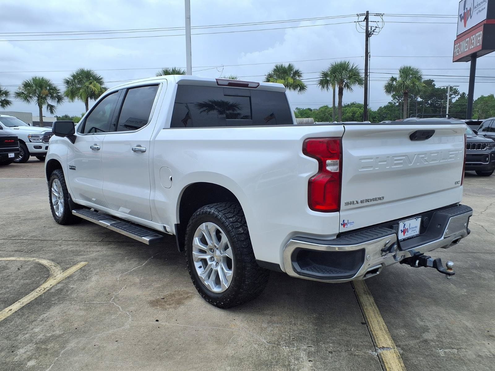 2023 Chevrolet Silverado 1500 LTZ - 7