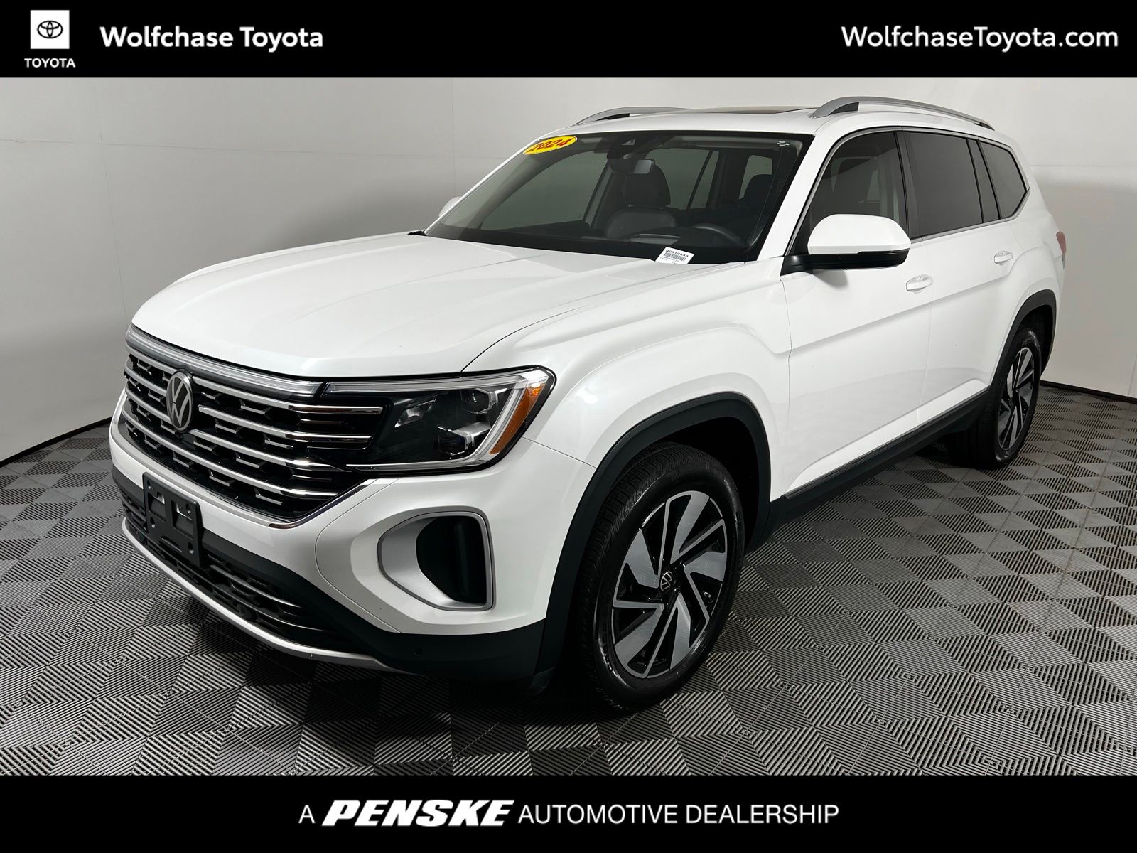 Thumbnail: 2024 Volkswagen Atlas - 1