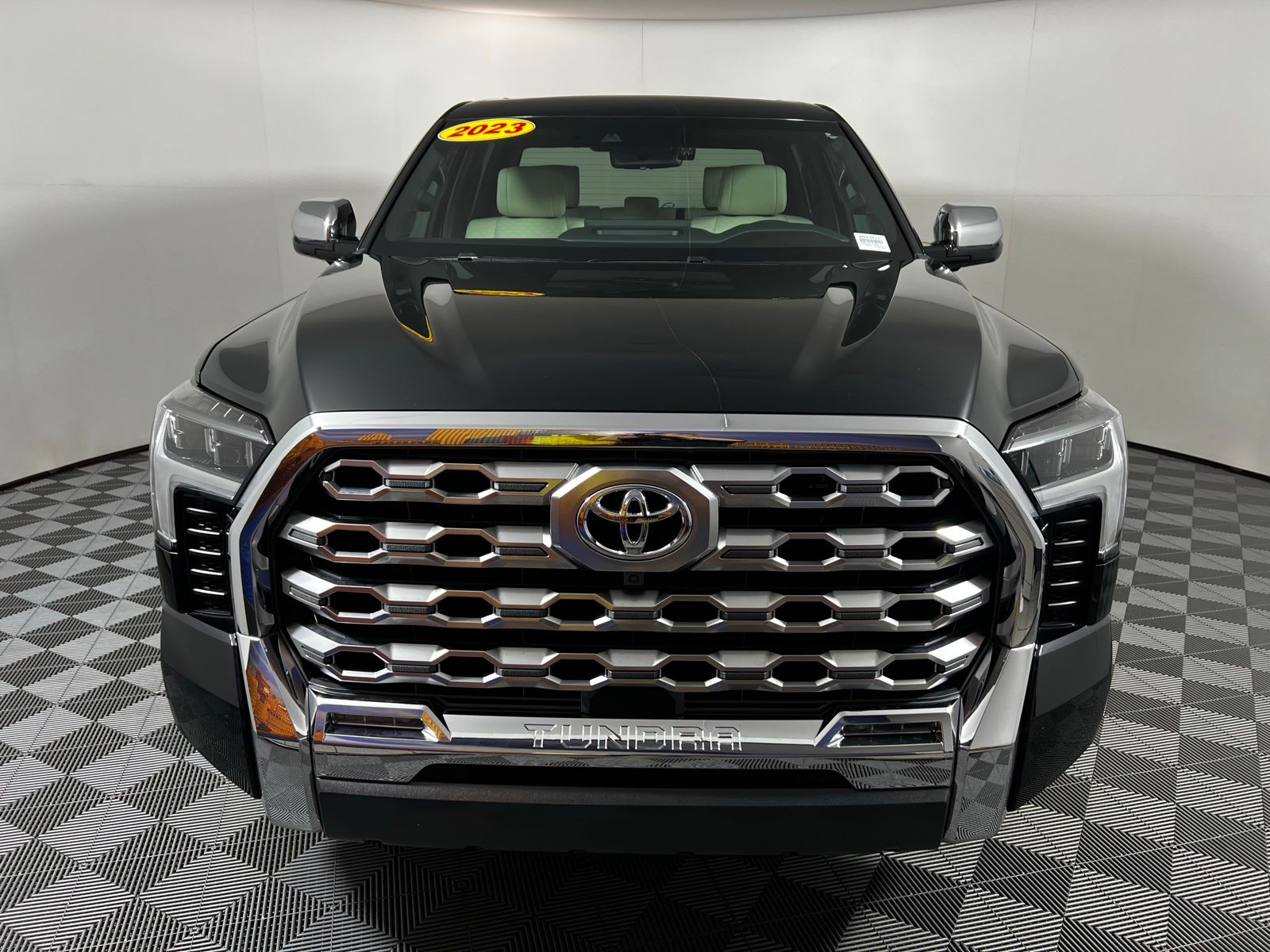 Thumbnail: 2023 Toyota Tundra - 2