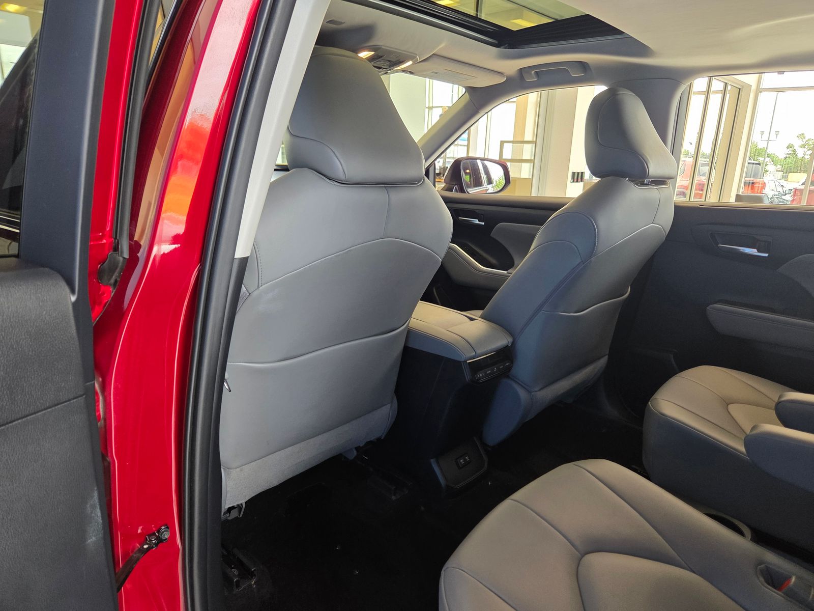Used 2020 Red Toyota XLE image 17