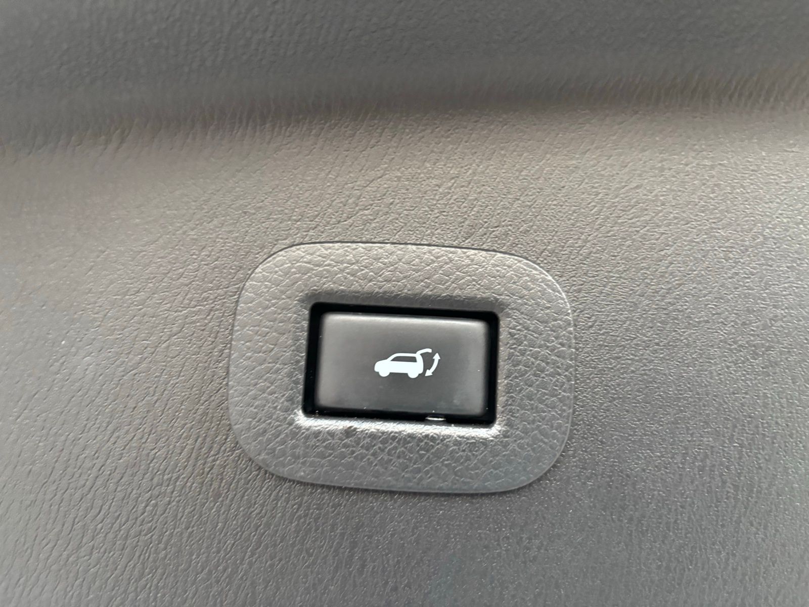 Used Car 2016 Infiniti Qx80  Base For Sale Under $20,000 In Austin, Texas