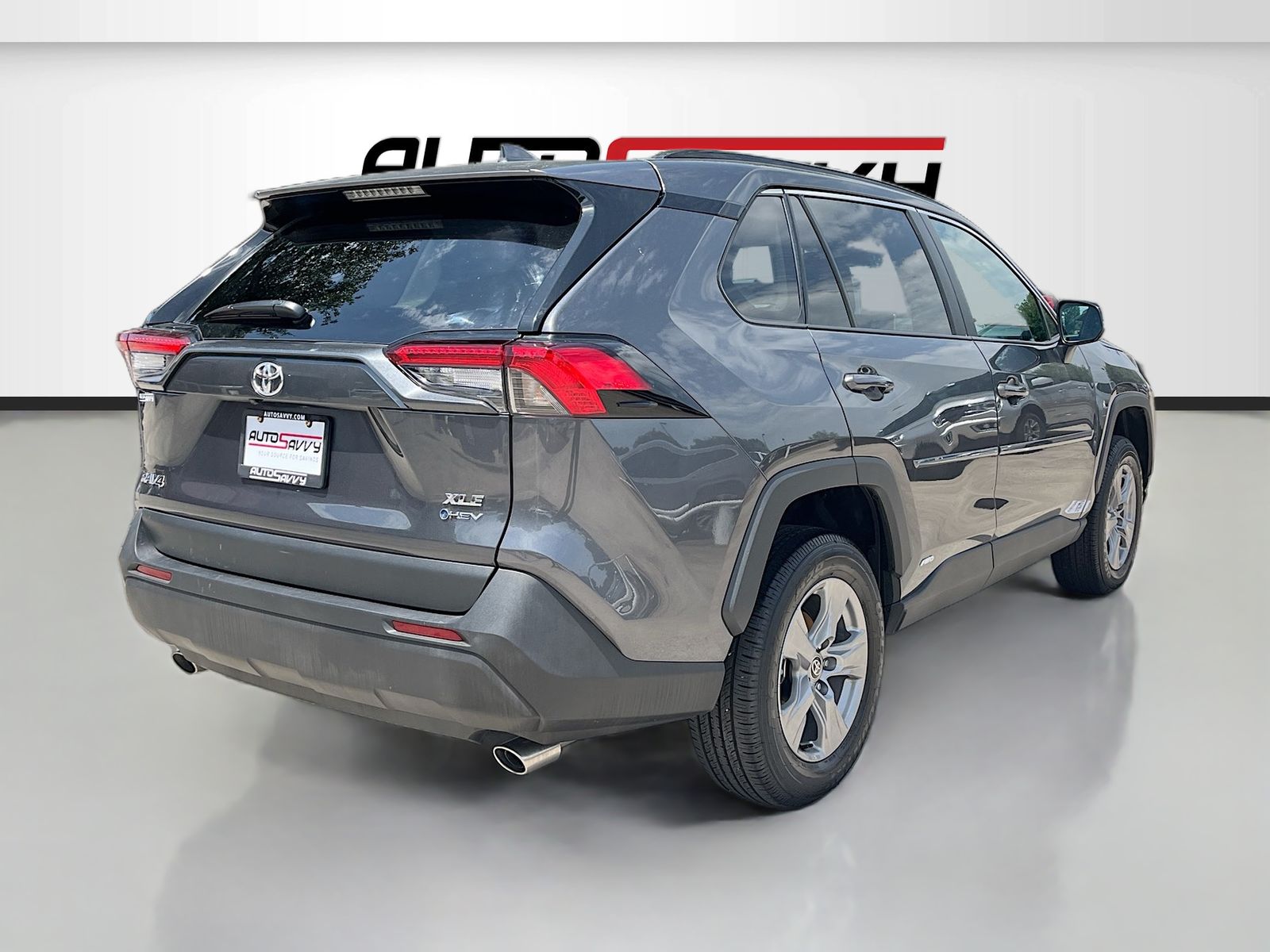 Used 2025 Gray Toyota XLE image 7