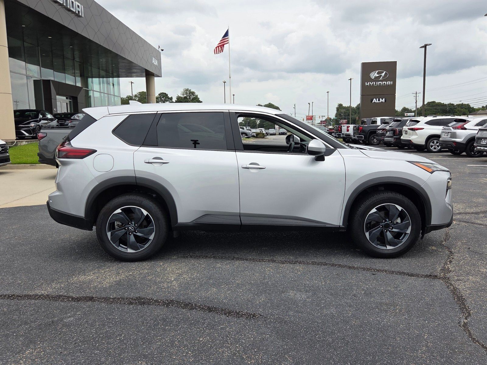 Used 2024 Silver Nissan SV image 14