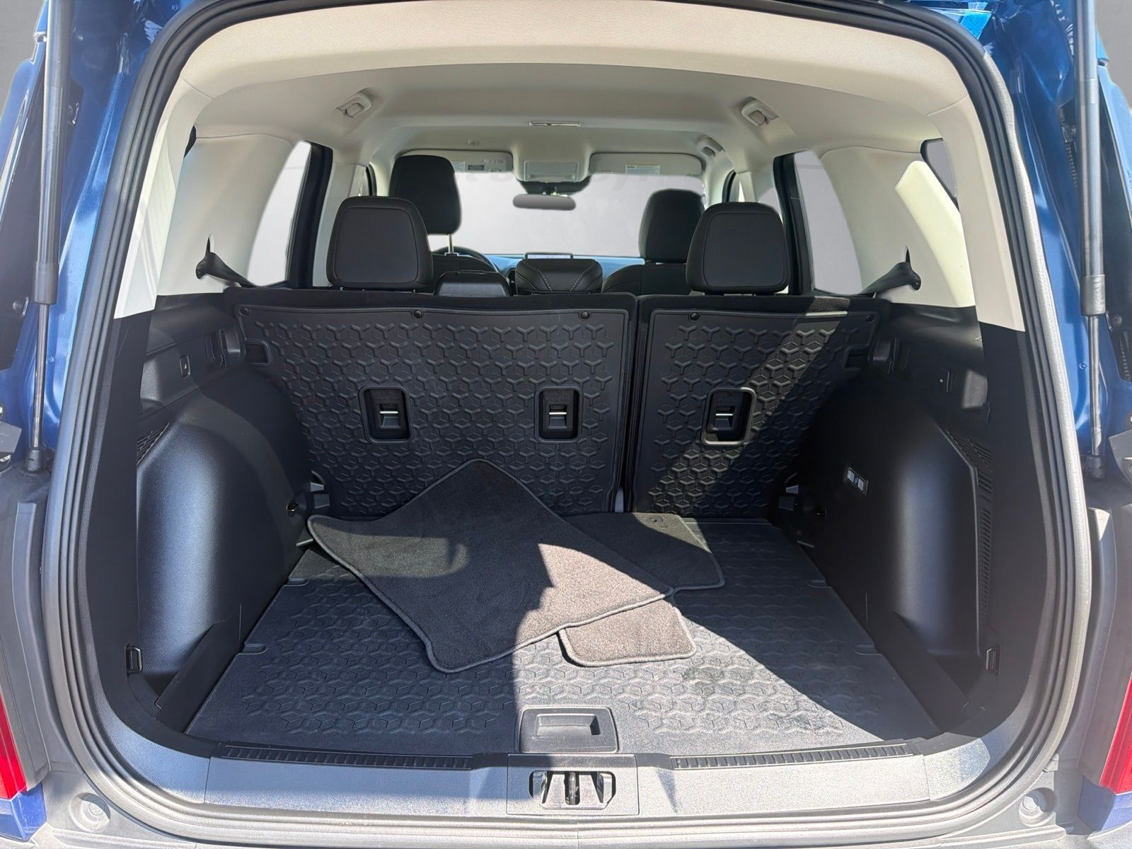 Used 2024 Blue Metallic Ford Big Bend image 23