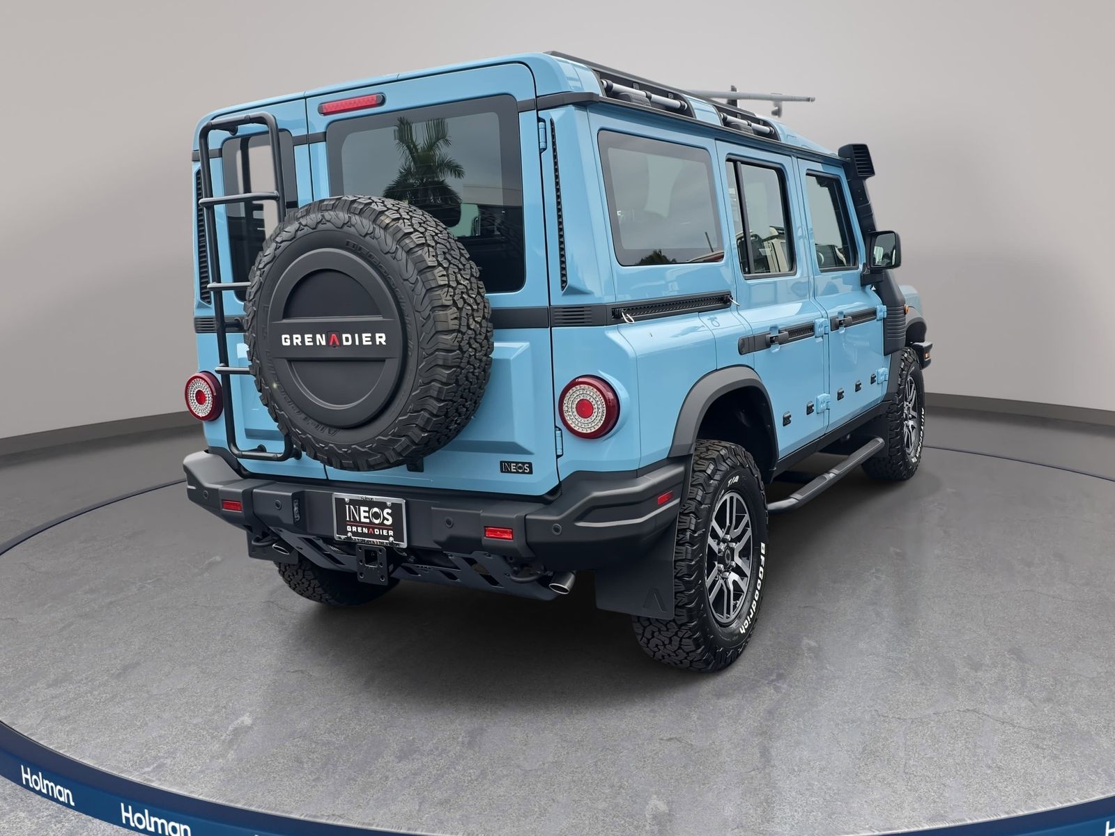 View vehicle photo 5