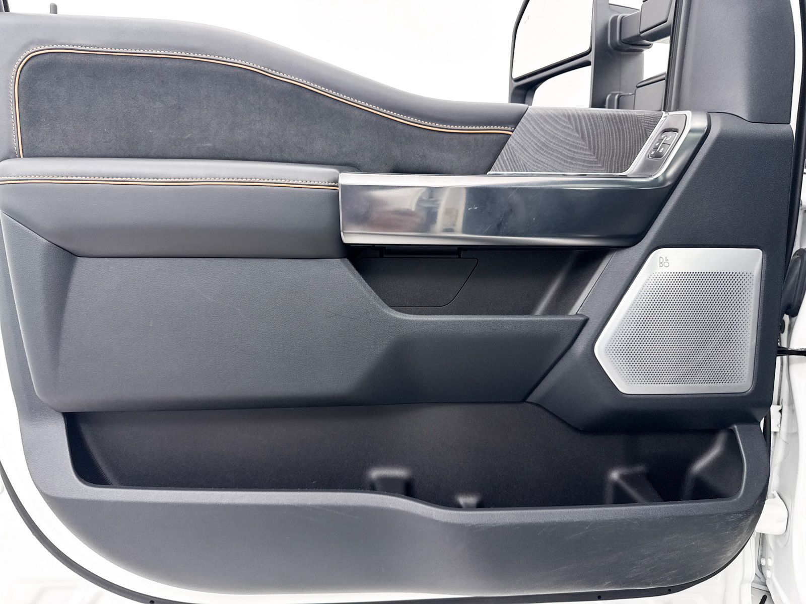 2024 Ford F-350 Super Duty Platinum - Photo 30