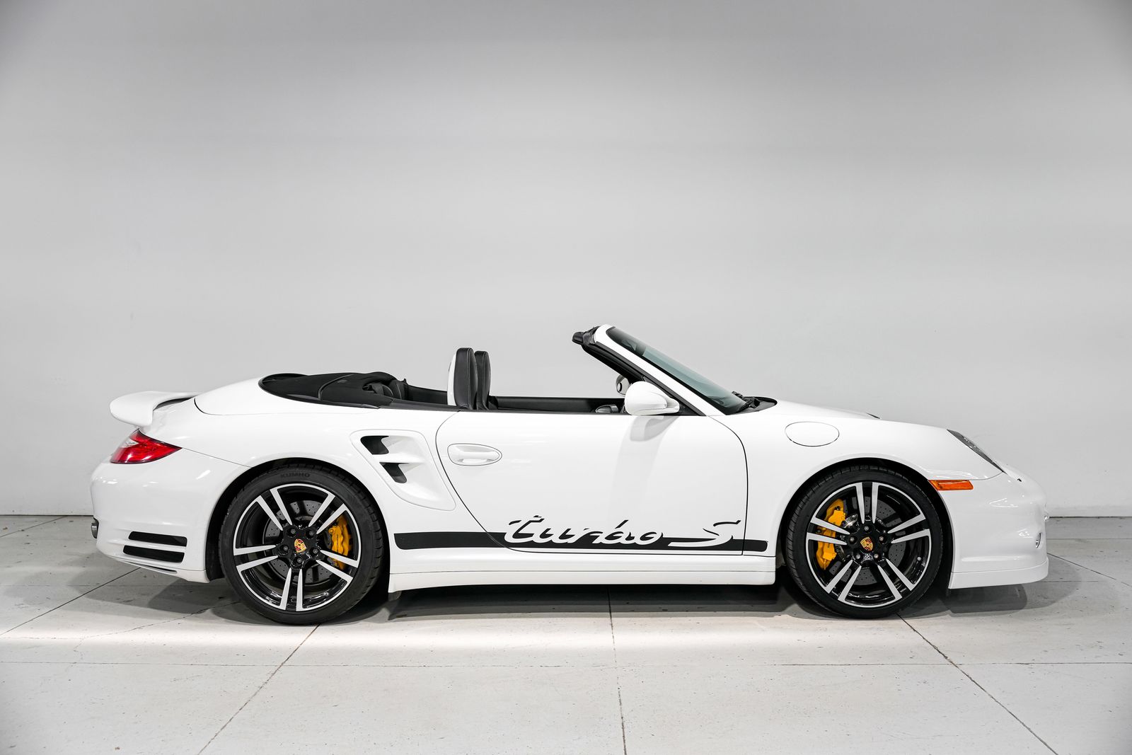 2011 Porsche 911 Turbo S — photo 1