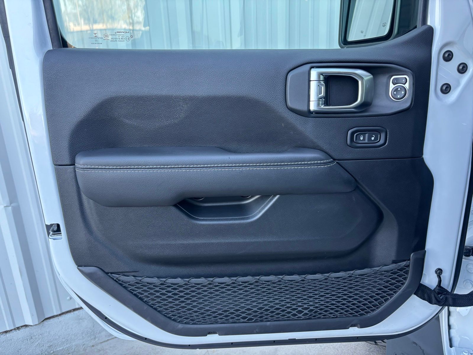 Used Car 2022 Jeep Gladiator  Overland For Sale Under $35,000 In Austin, Texas