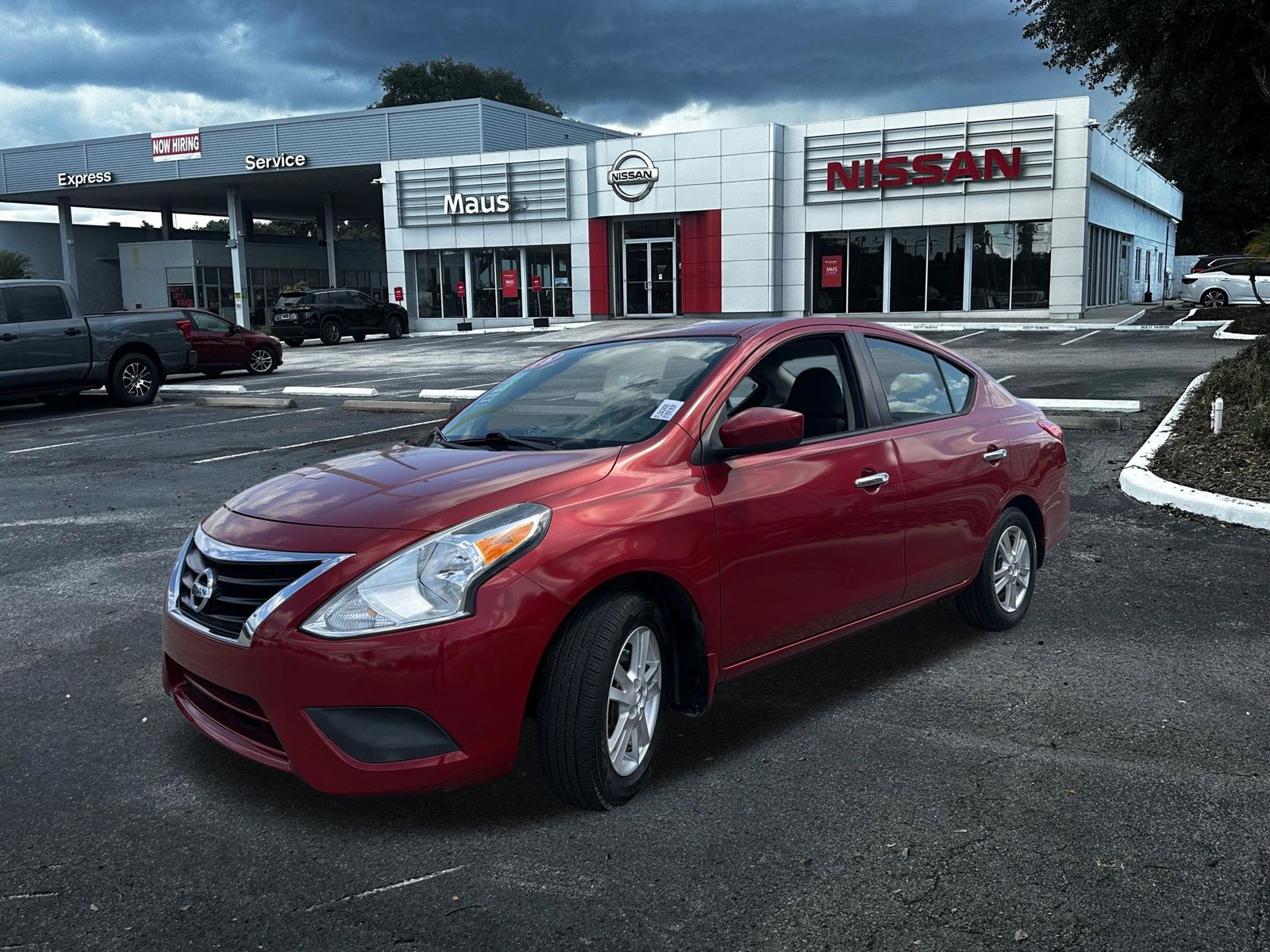 View vehicle photo 4