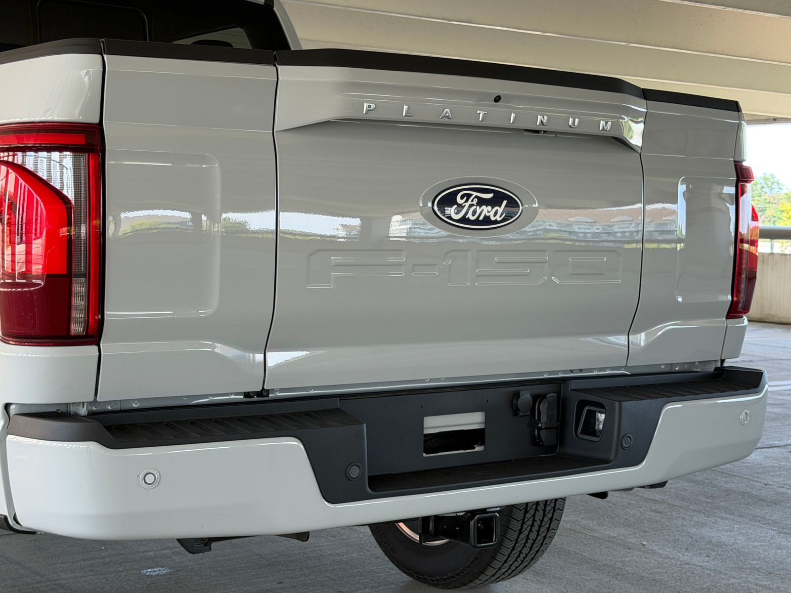 New 2026 Avalanche Ford Platinum image 14
