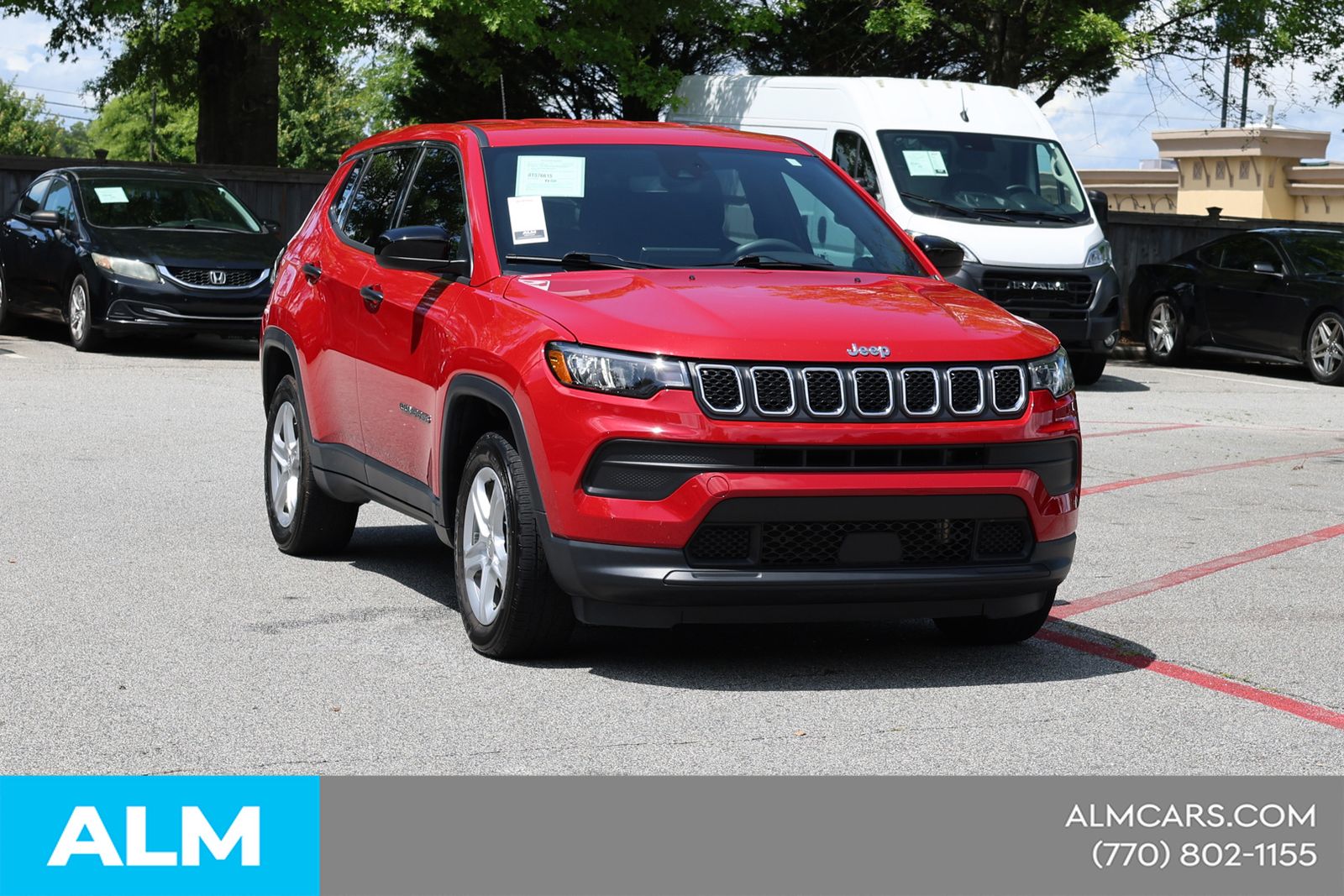 Used 2024  Jeep Sport image 6