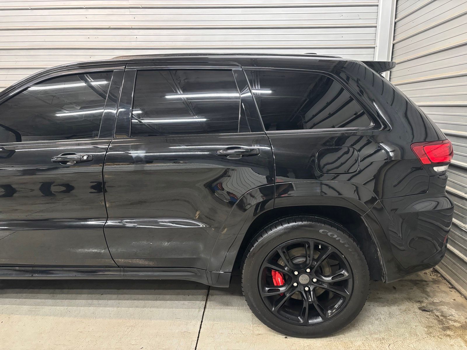 Photo 5 of 2017 Jeep Grand Cherokee SRT