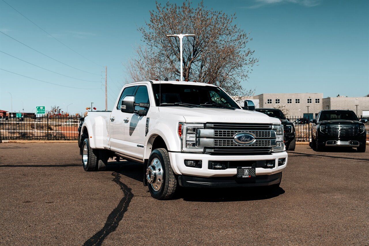 2019 Ford F-450 Super Duty Platinum Crew Cab LB DRW 4WD