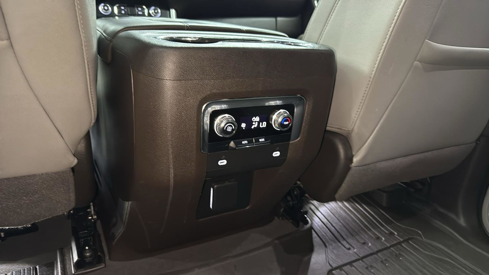 Used Car 2023 Gmc Yukon Xl  Slt For Sale Under $50,000 In Austin, Texas