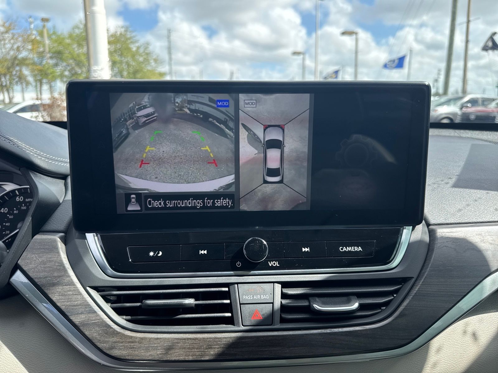 Used 2024 Nissan Altima 2.5 SL 4D Sedan