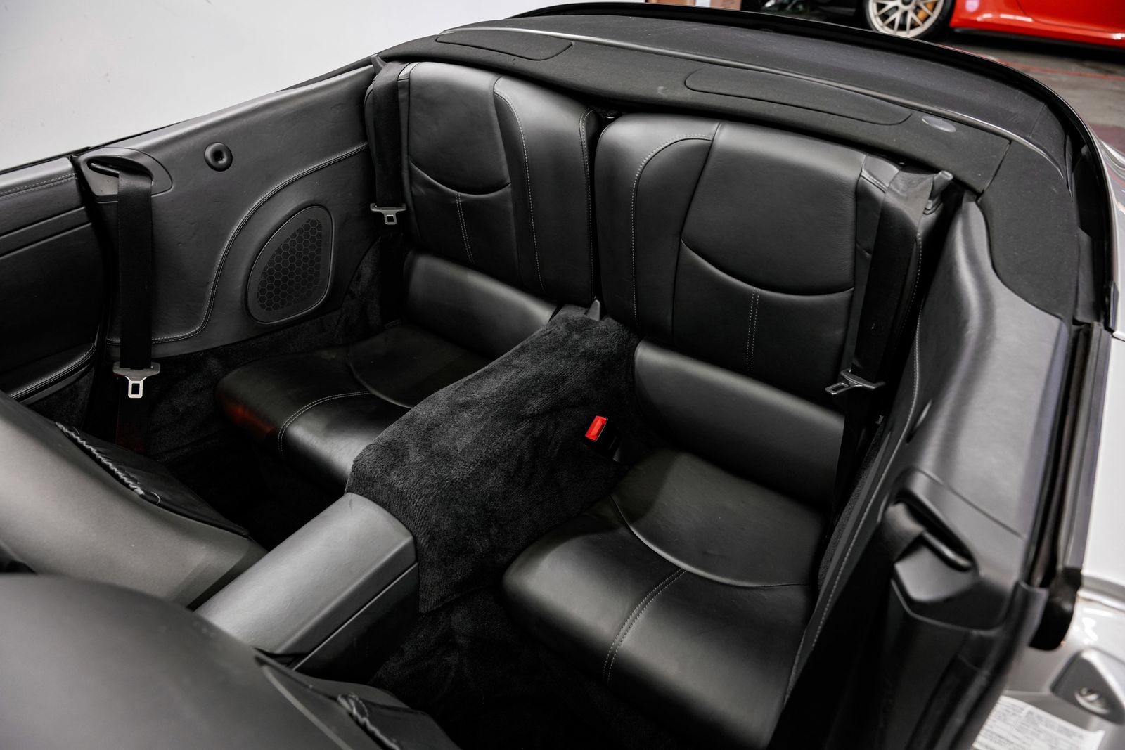 2005 Porsche 911 Carrera S — photo 20