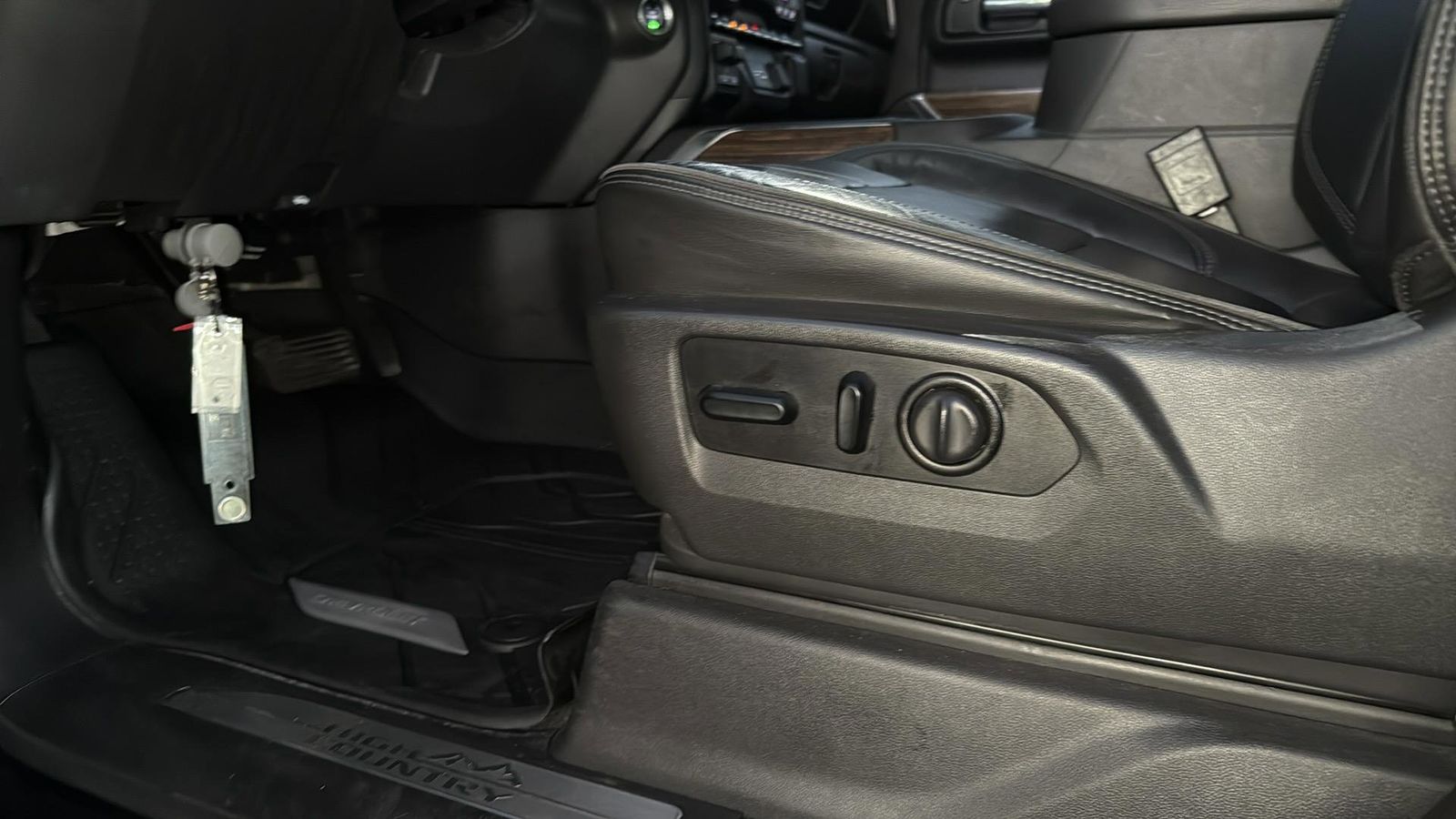 Used Car 2021 Chevrolet Silverado 1500  High Country For Sale Under $40,000 In Austin, Texas