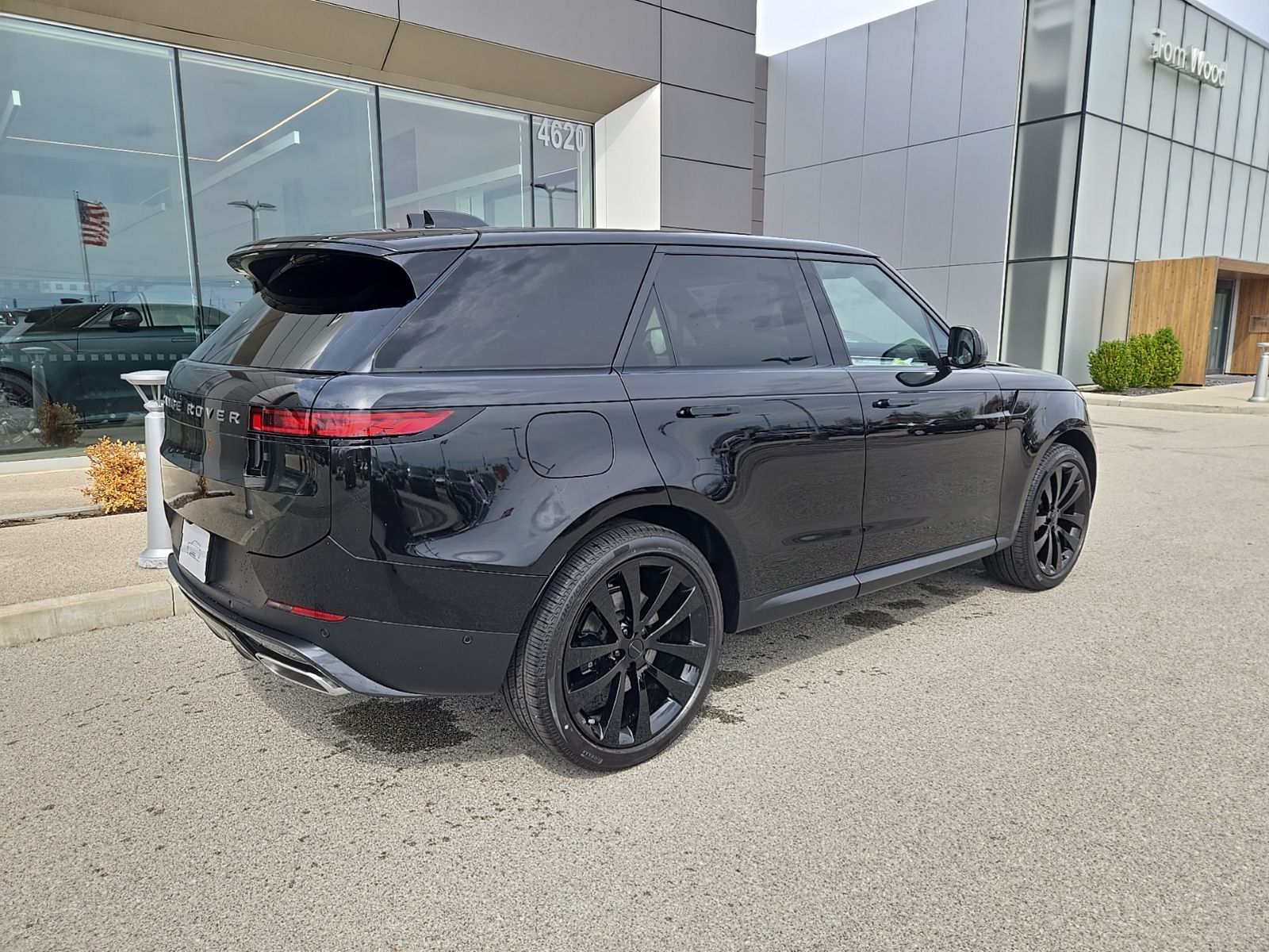 View vehicle photo 2