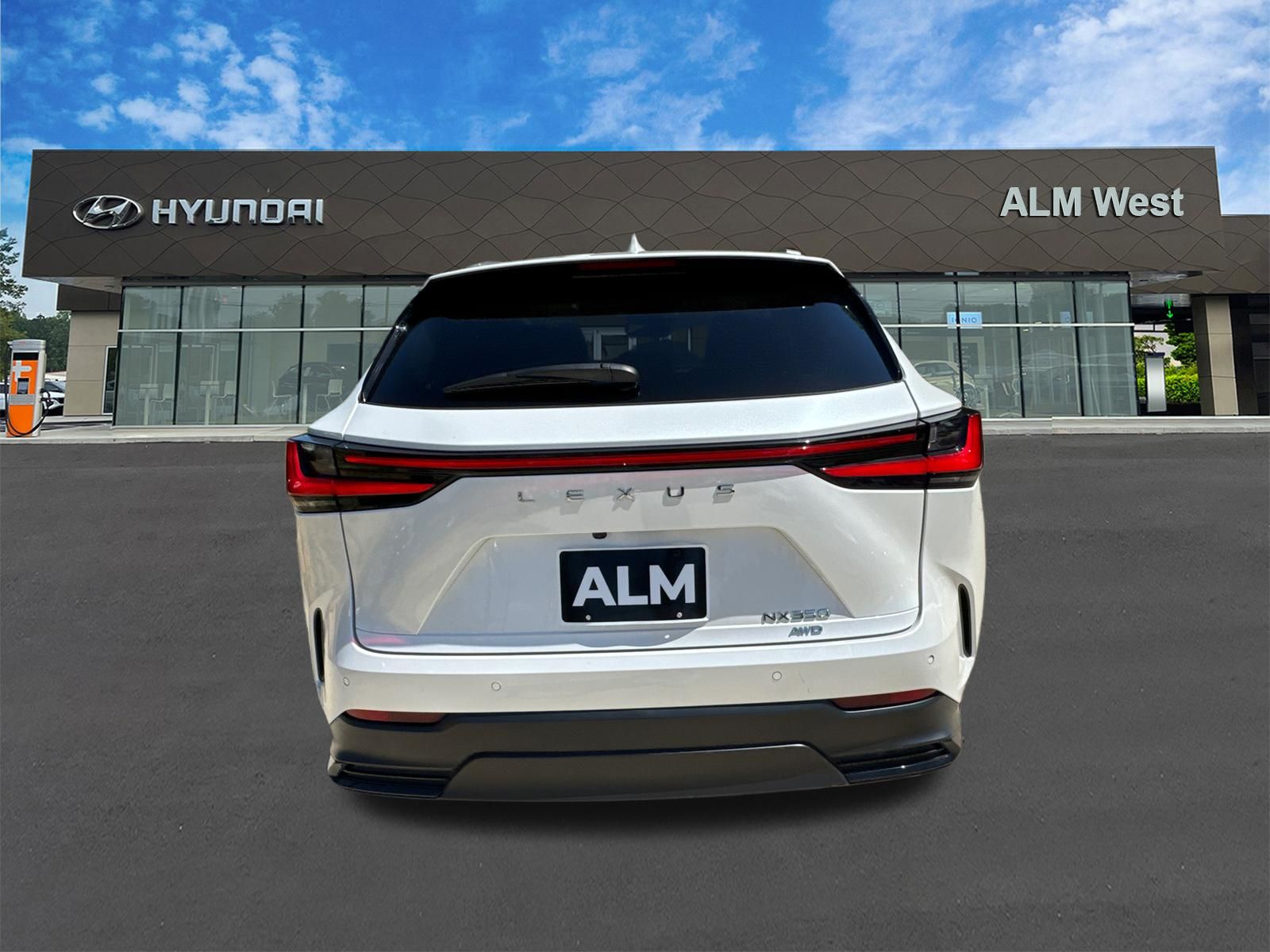 Used 2024 White Lexus 350 Premium image 6