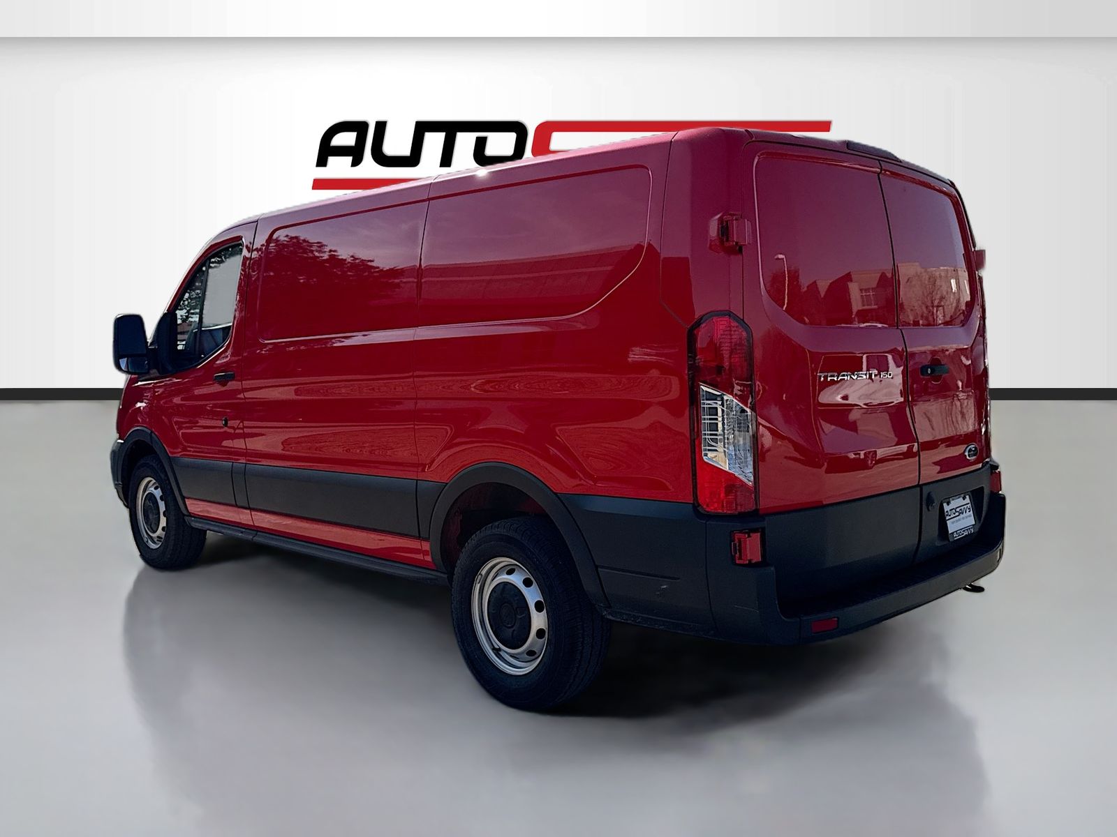 Used 2025 Red Ford Base image 5