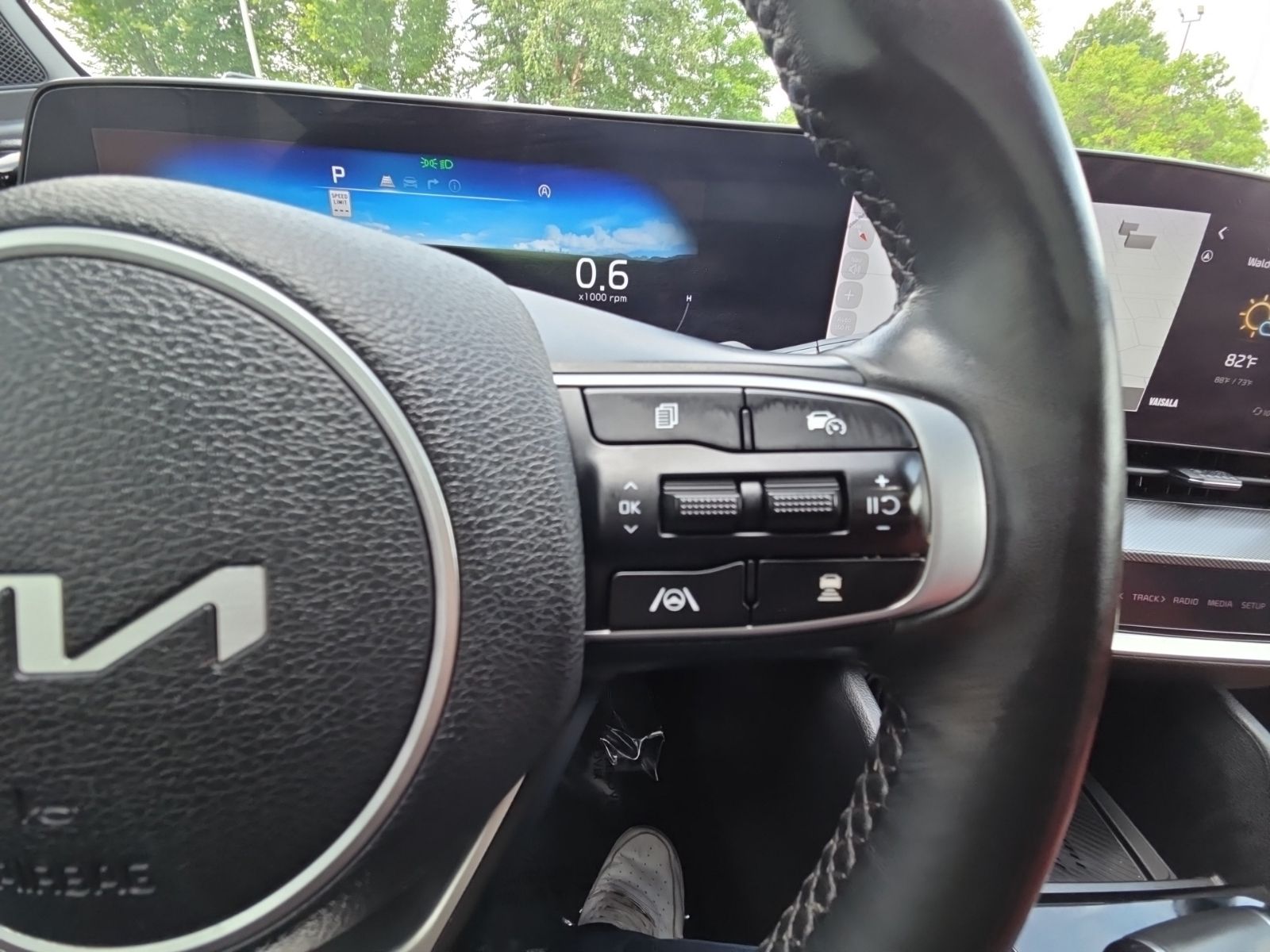 Used 2024 Black Kia SX-Prestige image 19