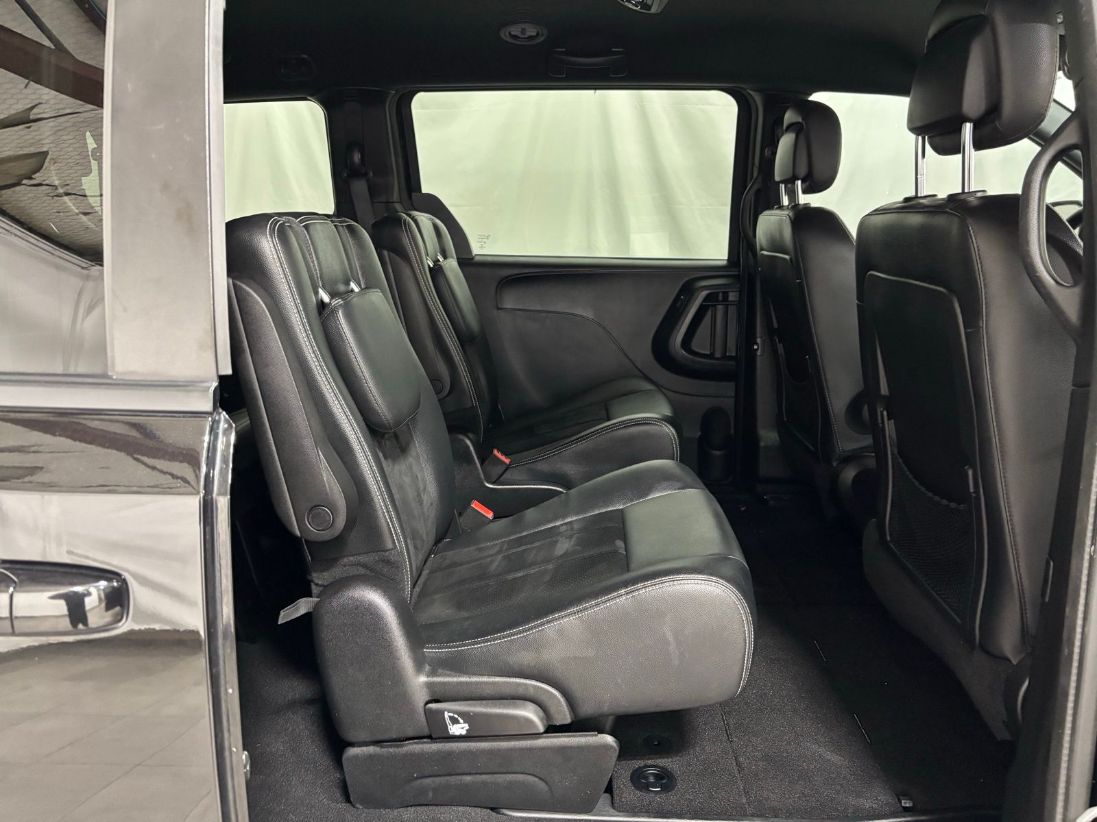 Used Car 2016 Dodge Grand Caravan  Sxt For Sale Under $12,000 In Austin, Texas