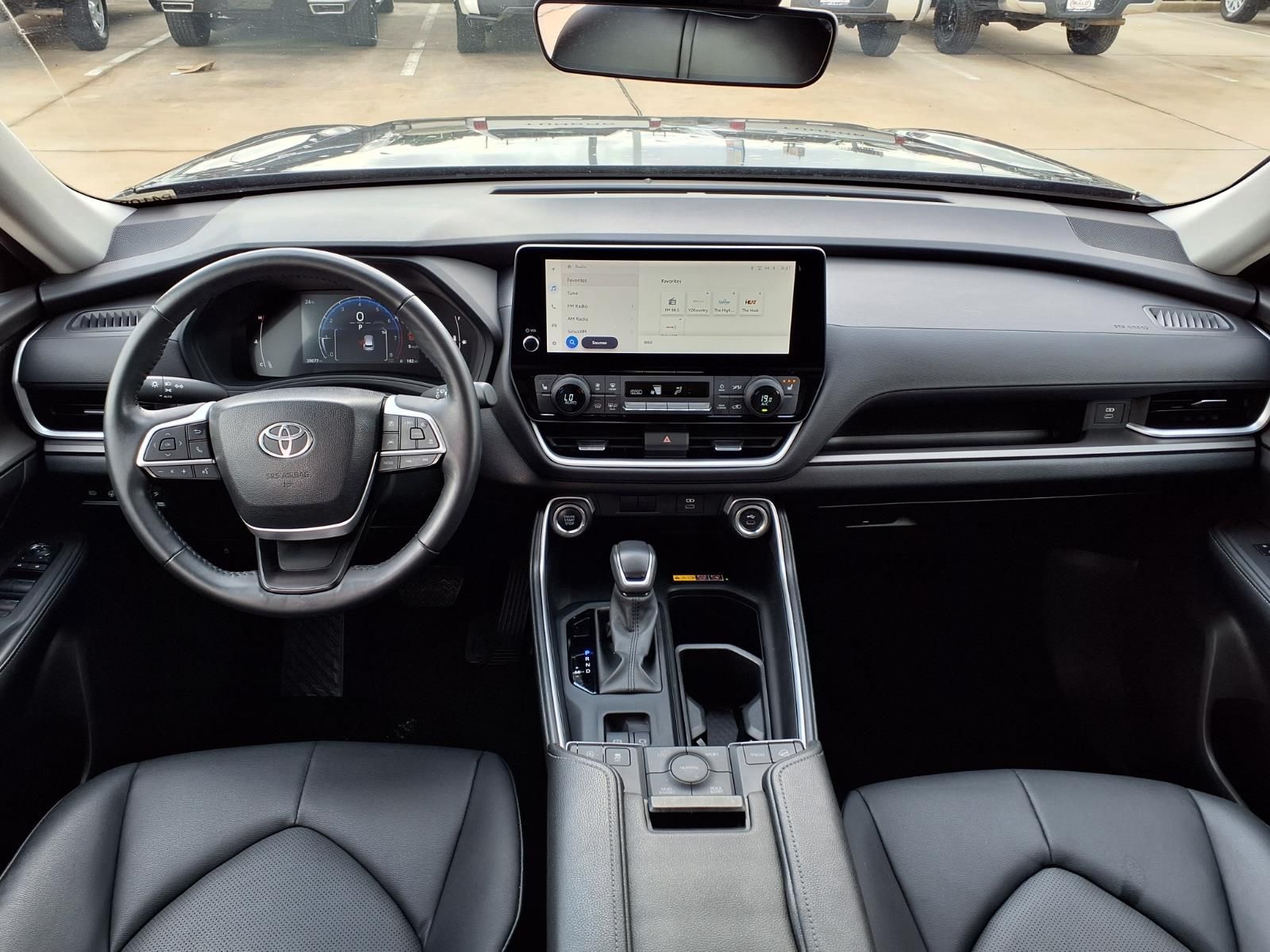 2024 Toyota Grand Highlander XLE - 8