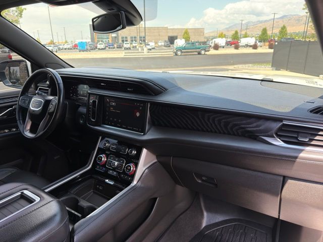 Used 2022 GMC Yukon XL SUV