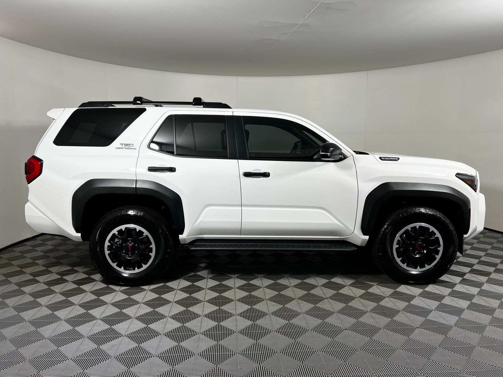 Thumbnail: 2025 Toyota 4Runner - 4
