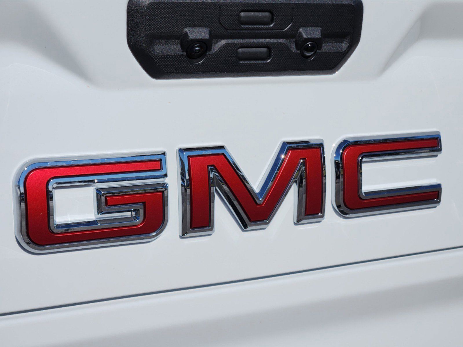 2025 GMC Sierra 1500 SLT 9