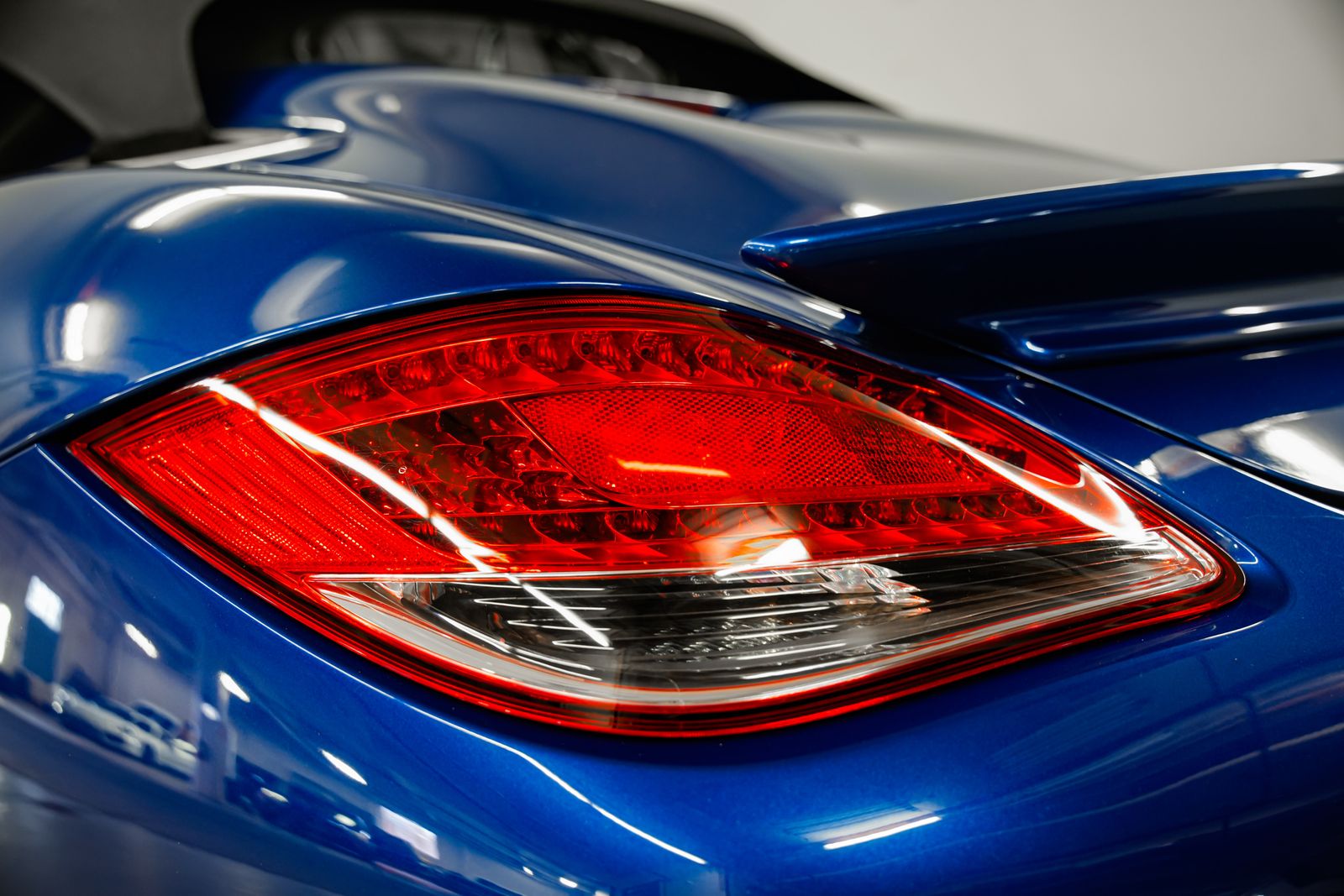2011 Porsche Boxster Spyder — photo 34