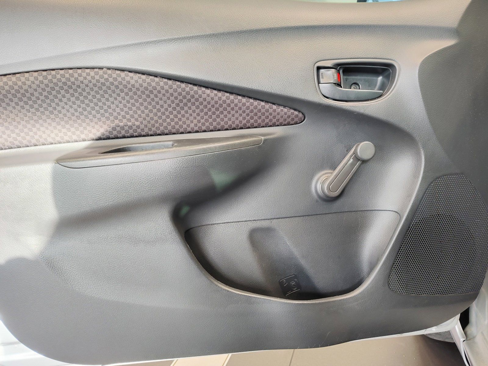 Used Car 2007 Toyota Yaris  Base For Sale Under $10,000 In San Antonio, Texas