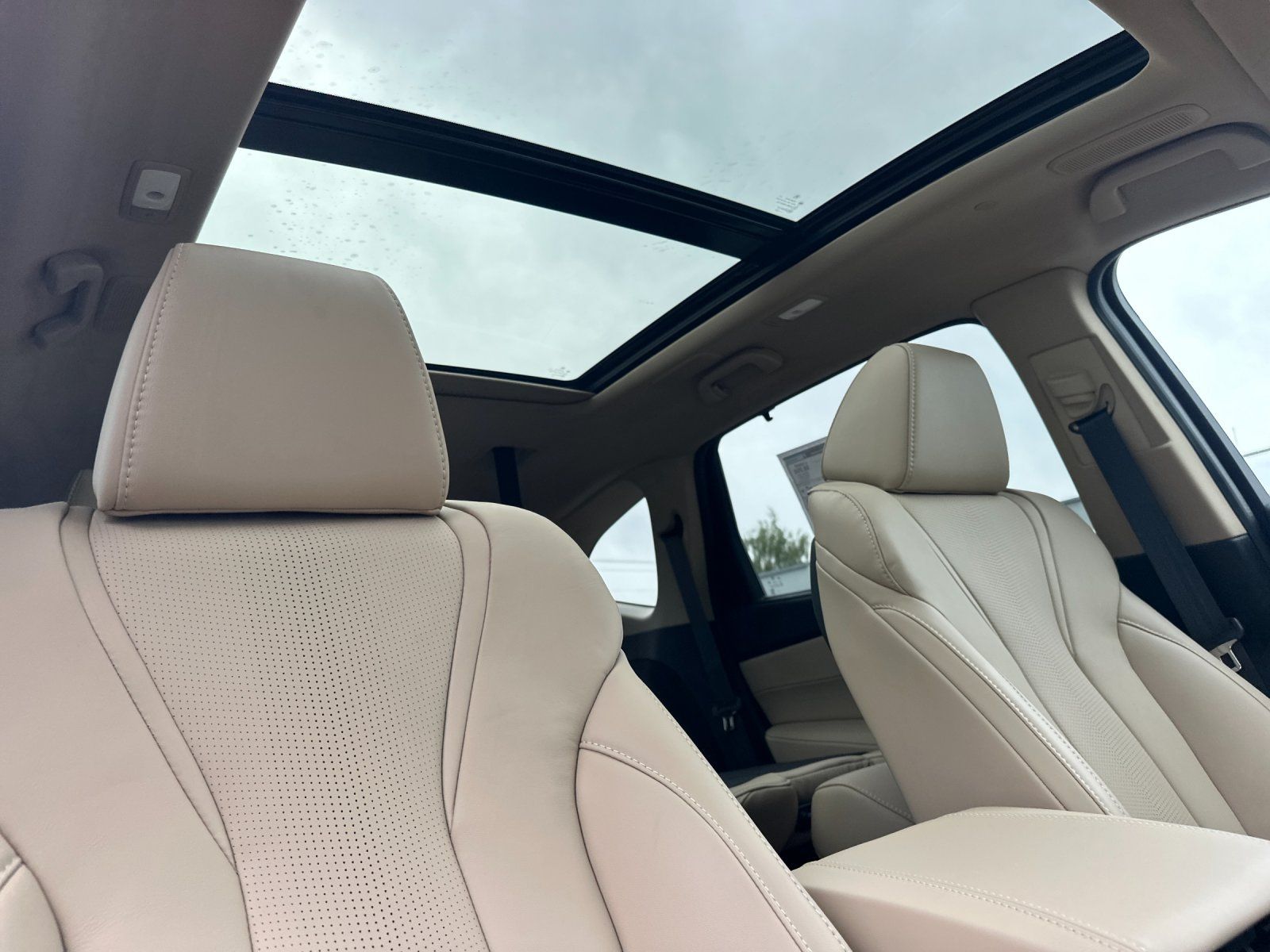 new 2026 Acura MDX car, priced at $61,685