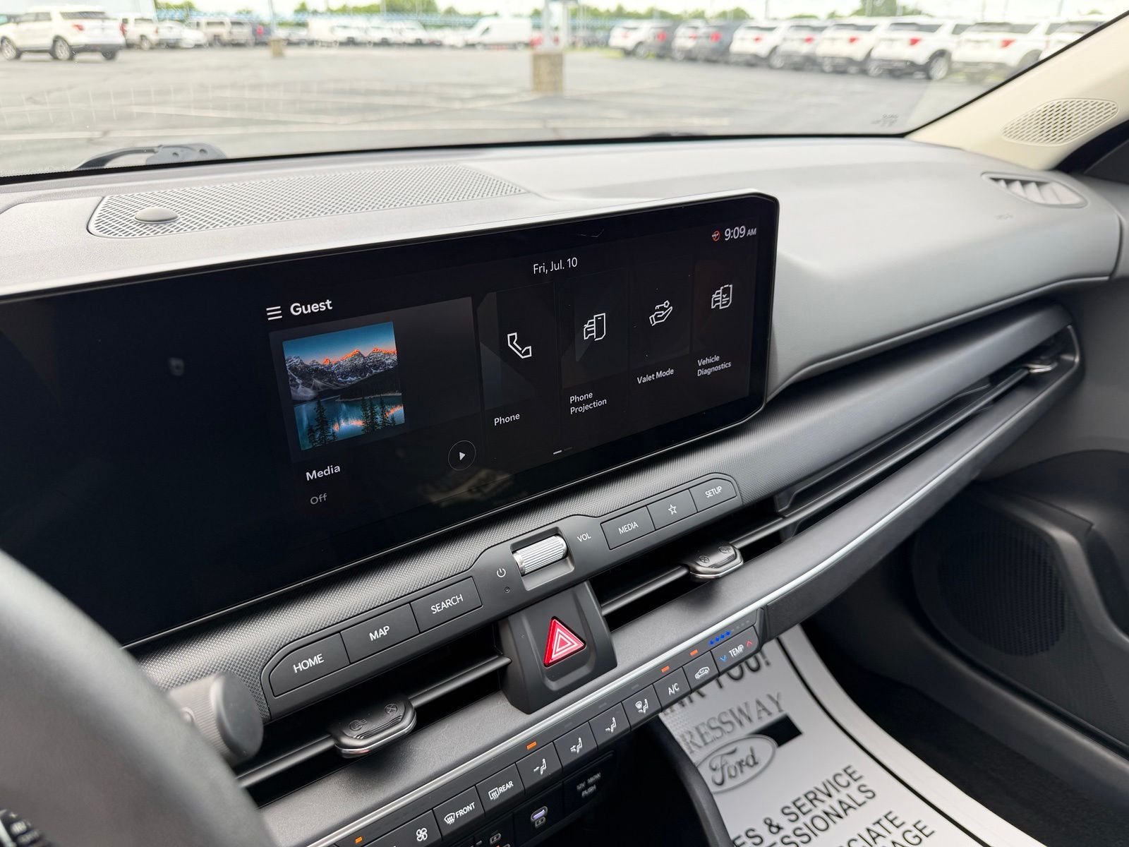 2025 Kia K4 image 18