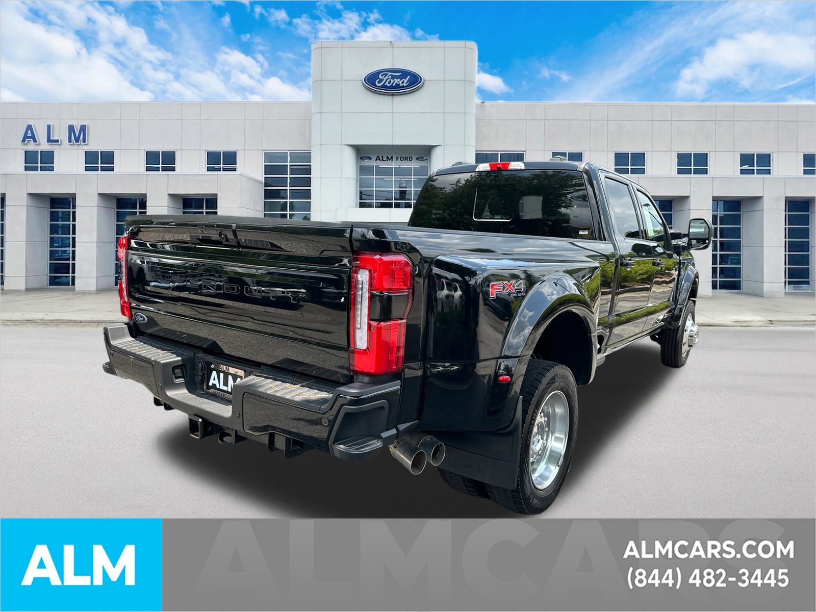Used 2025 Black Ford Platinum image 5