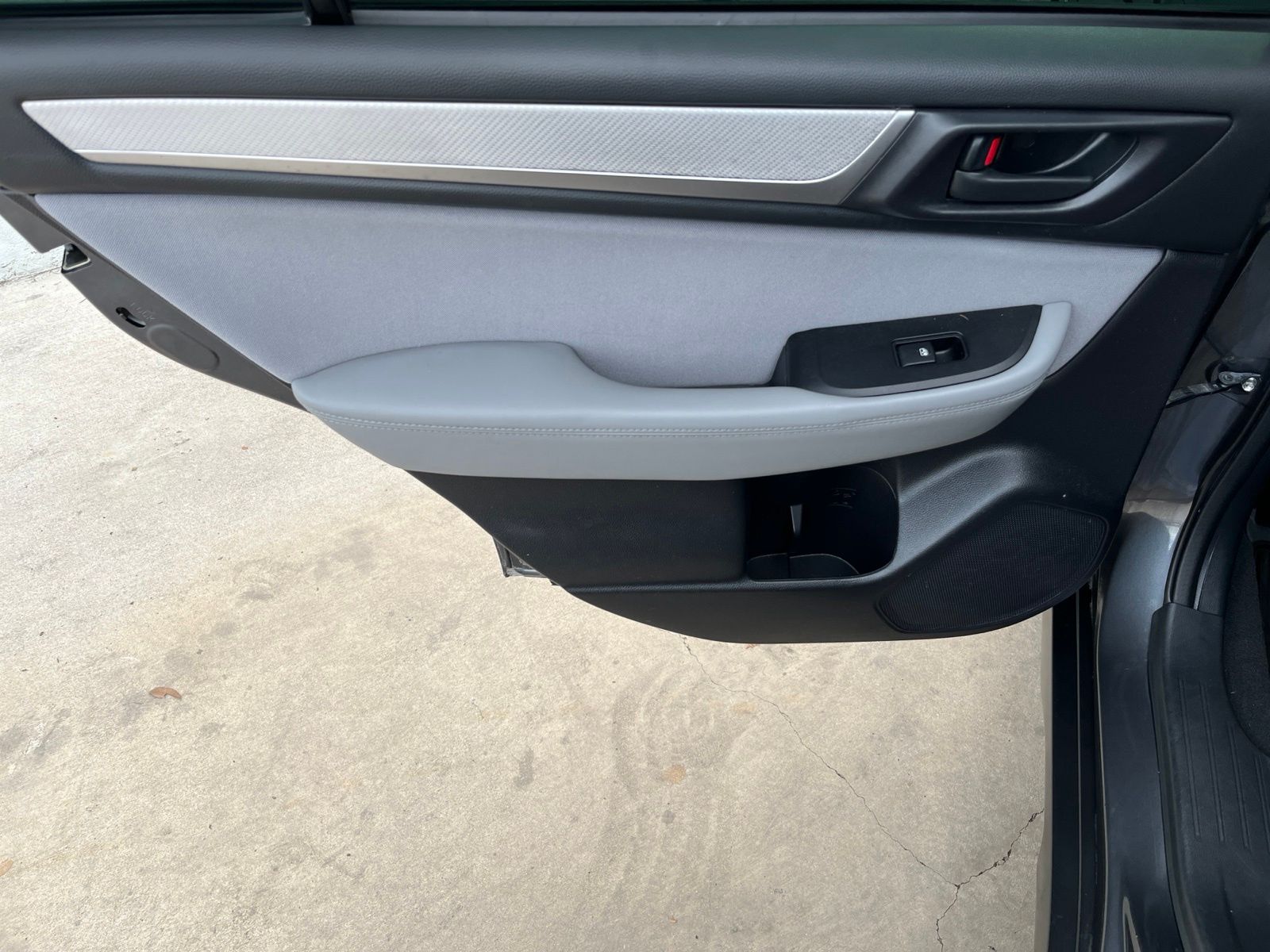 Used Car 2018 Subaru Outback  2.5i For Sale Under $10,000 In Austin, Texas