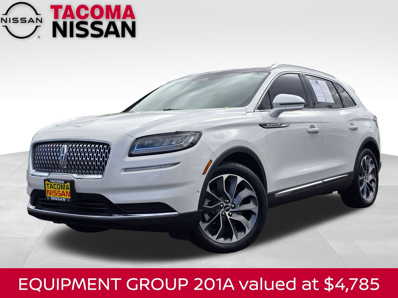 Pristine White Metallic Tri-Coat 2022 Lincoln Nautilus Reserve AWD SUV / Crossover All-Wheel Drive 8-Speed Automatic