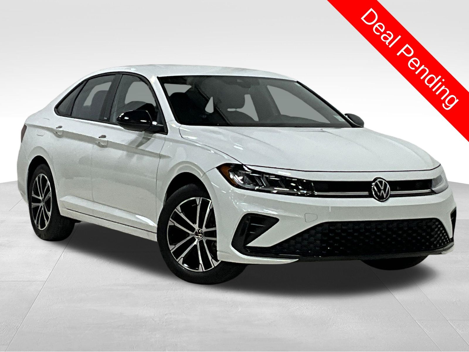 Pure White 2025 Volkswagen Jetta Sedan Front-Wheel Drive 8-Speed Automatic